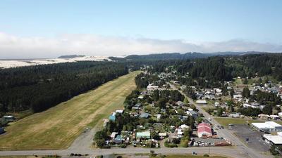 Lakeside Airport